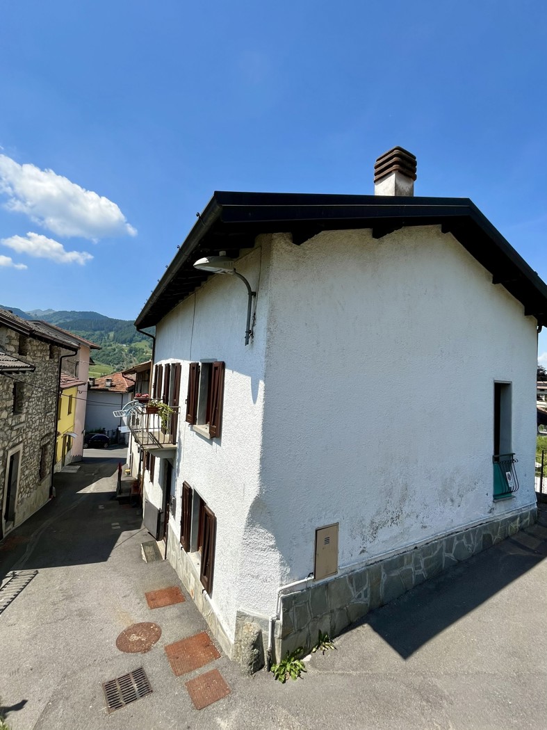 Casa indipendente in vendita a Centro Valle Intelvi