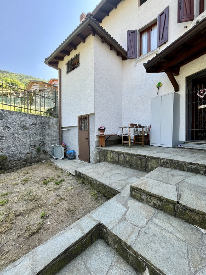 Casa indipendente in vendita a Centro Valle Intelvi