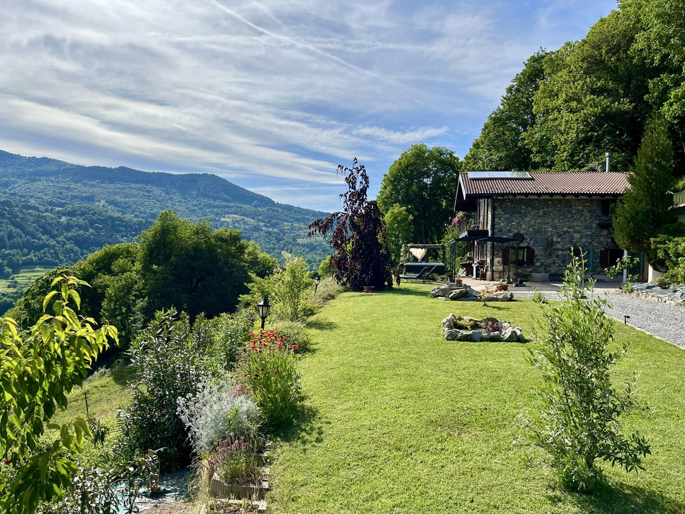 Villa in vendita a Blessagno