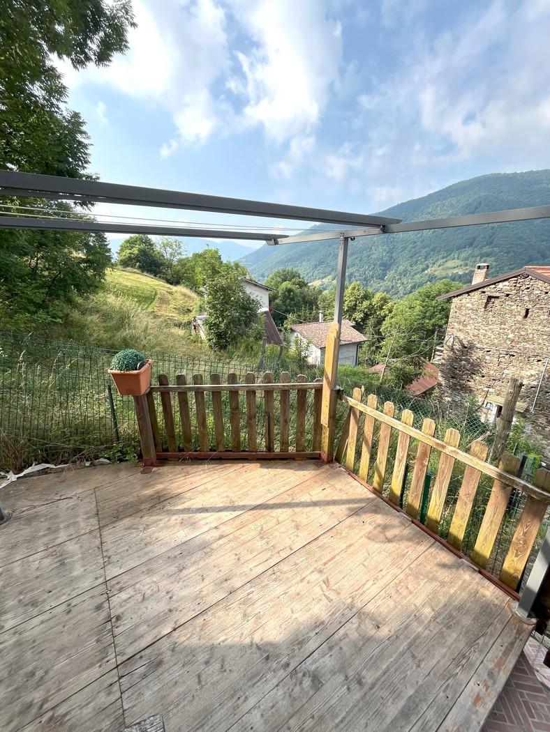 Casa indipendente in vendita a San Nazzaro Val Cavargna