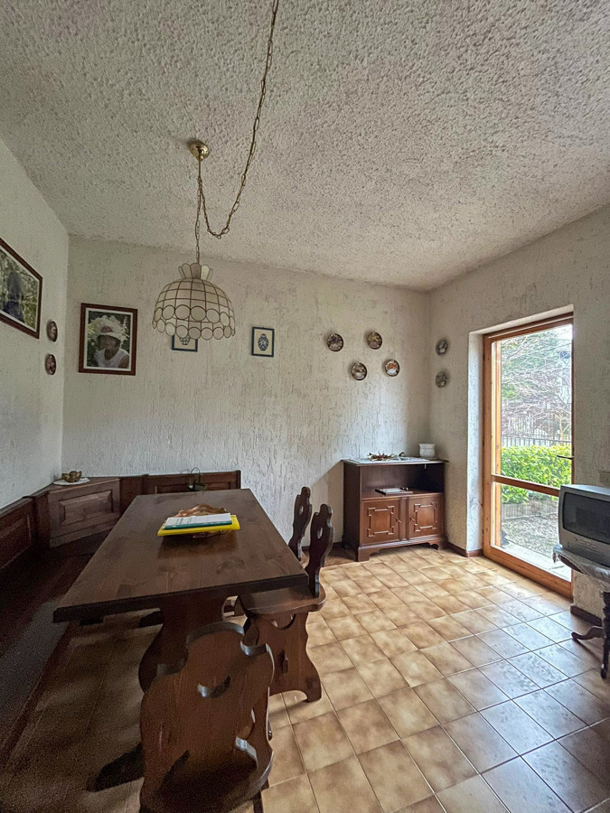 Trilocale in affitto a Alta Valle Intelvi