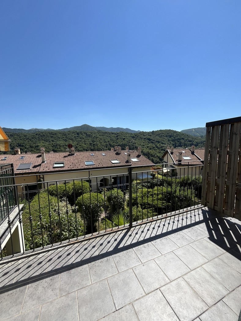 Trilocale in vendita a Alta Valle Intelvi