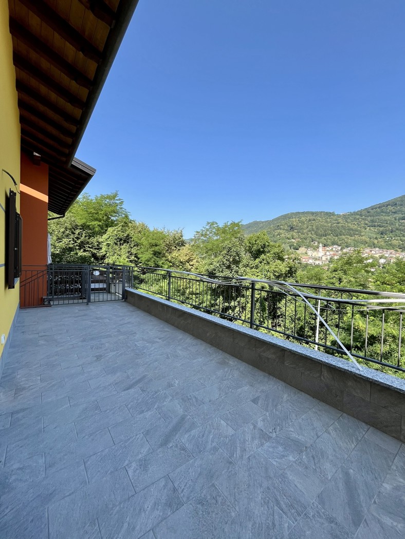 Trilocale in vendita a Laino