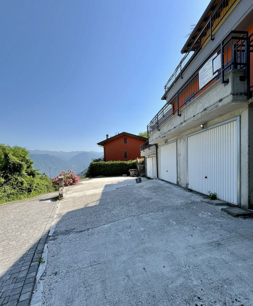 Bilocale in vendita a Laino