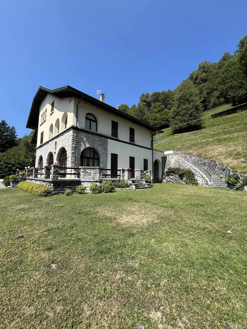 Bilocale in vendita a Alta Valle Intelvi