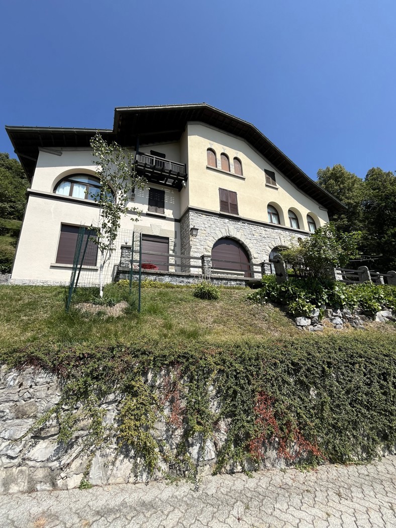 Bilocale in vendita a Alta Valle Intelvi