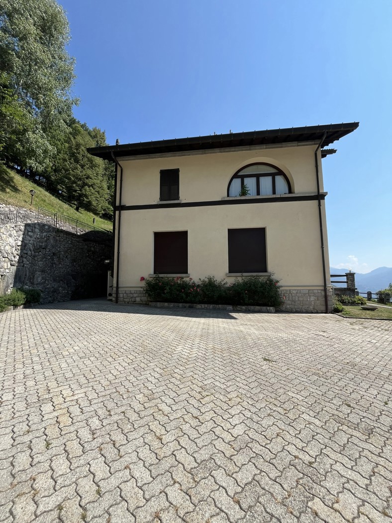 Bilocale in vendita a Alta Valle Intelvi