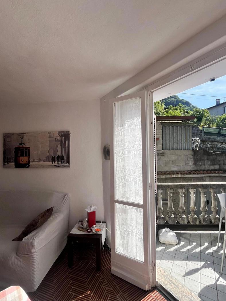 Casa indipendente in vendita a Dizzasco