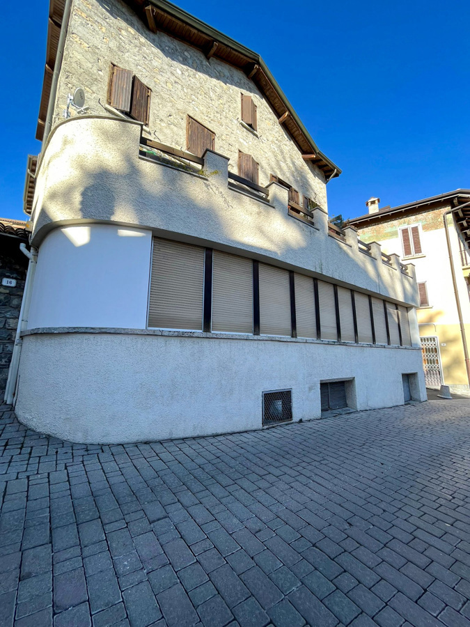 Appartamento in vendita a Alta Valle Intelvi