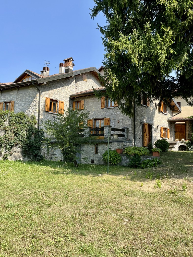 Villa in vendita a Alta Valle Intelvi