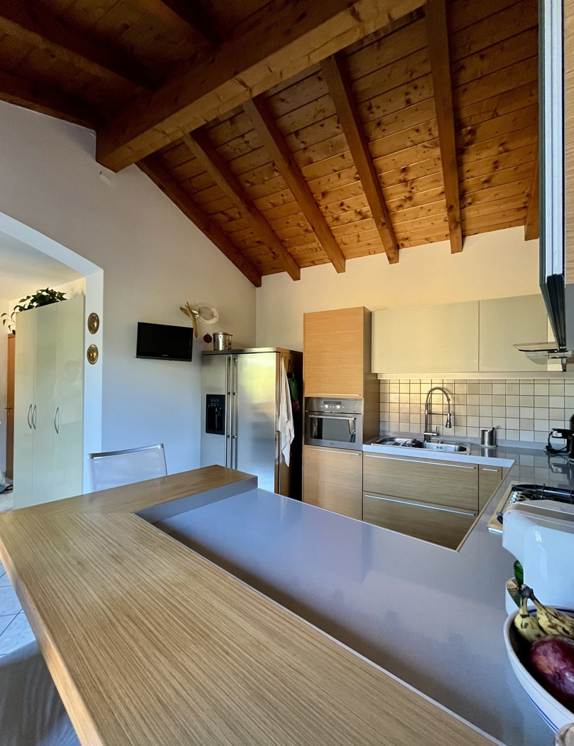Appartamento in vendita a Dizzasco