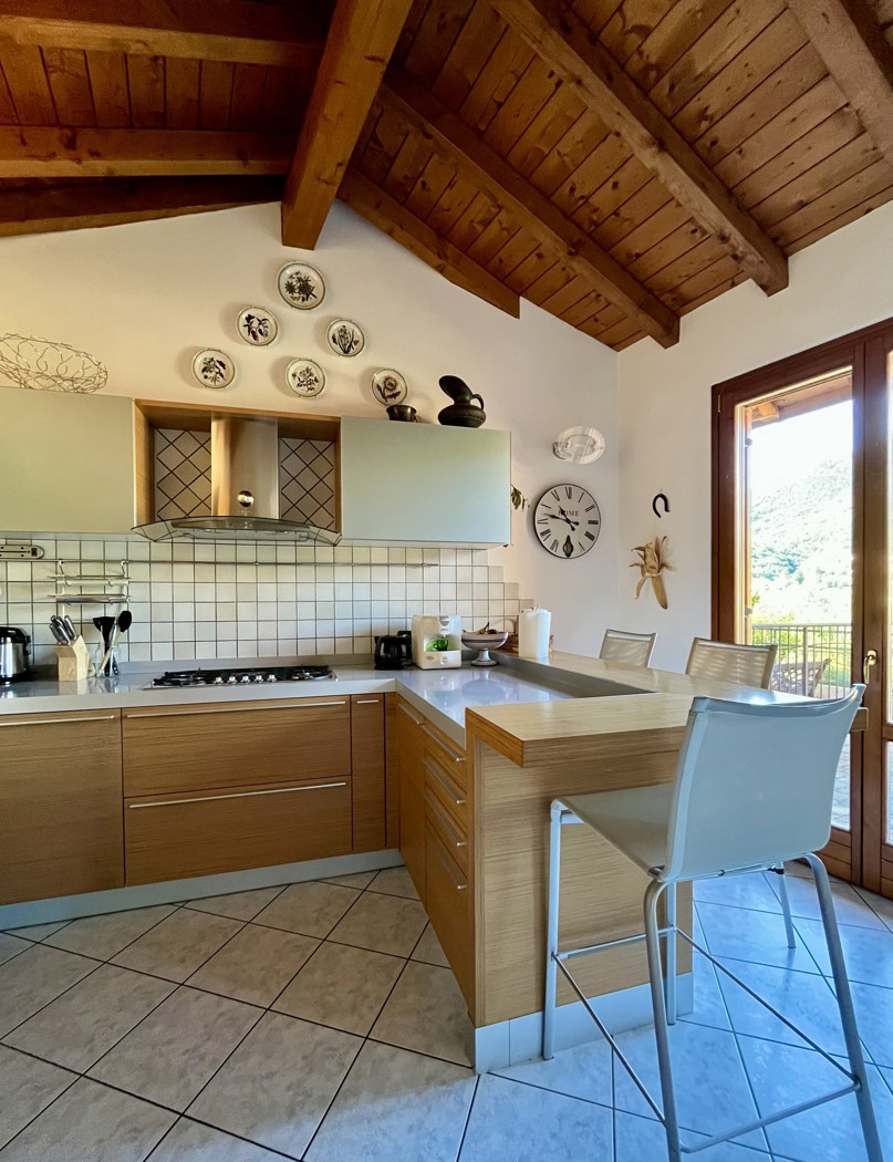 Appartamento in vendita a Dizzasco