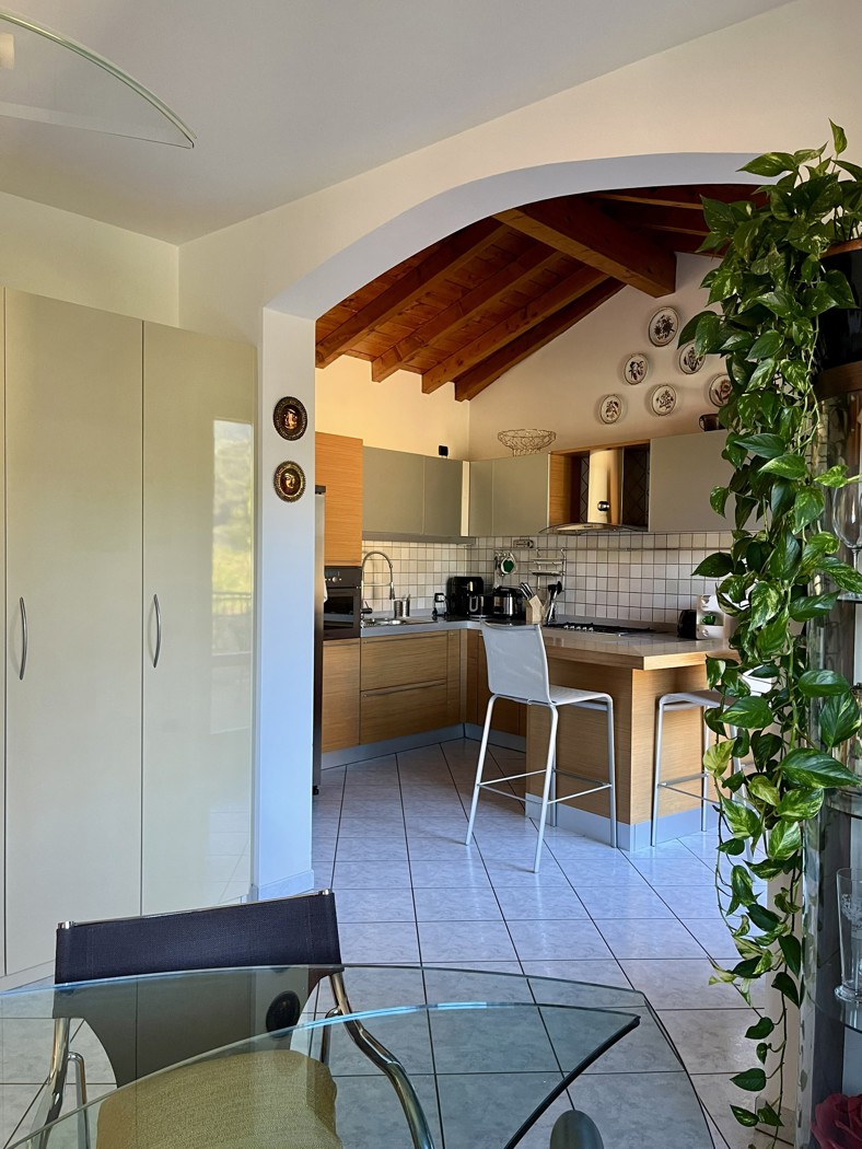 Appartamento in vendita a Dizzasco