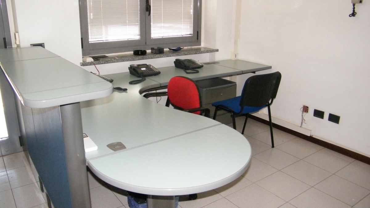 Ufficio in affitto a Pombia