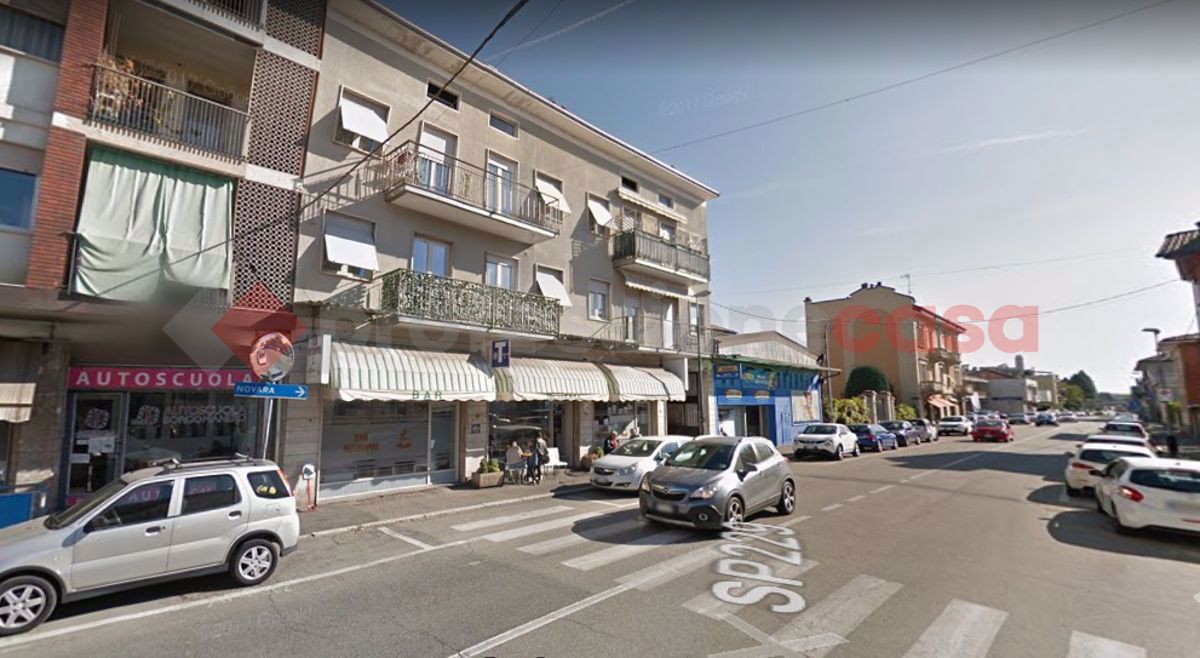 Negozio in affitto a Borgomanero