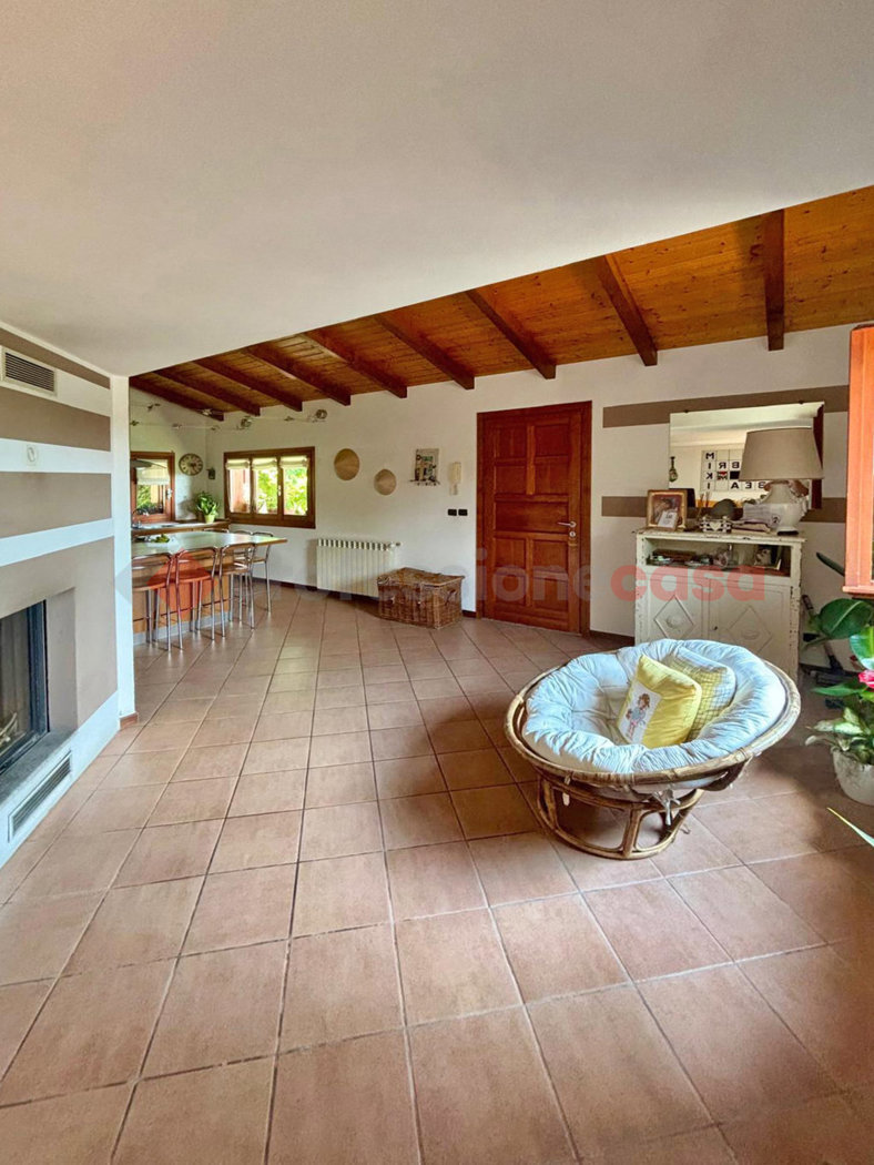 Villa con giardino a Borgomanero