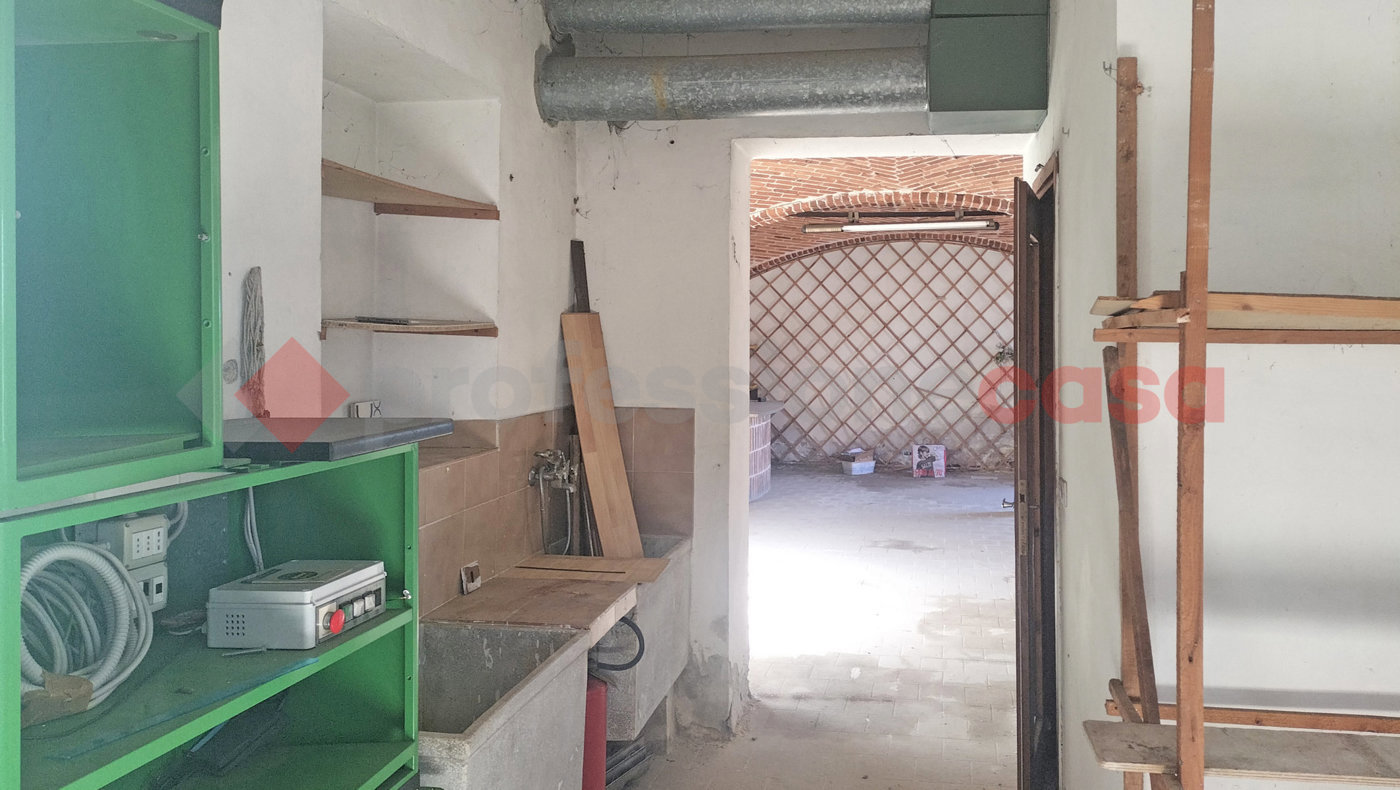 Rustico da ristrutturare a Borgomanero