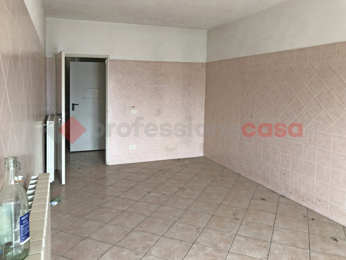 Capannone in vendita a Trecate