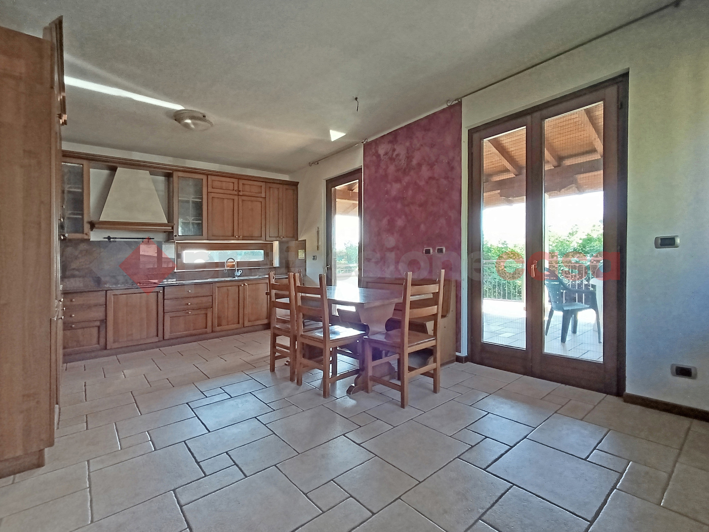 Villa con giardino a Paruzzaro