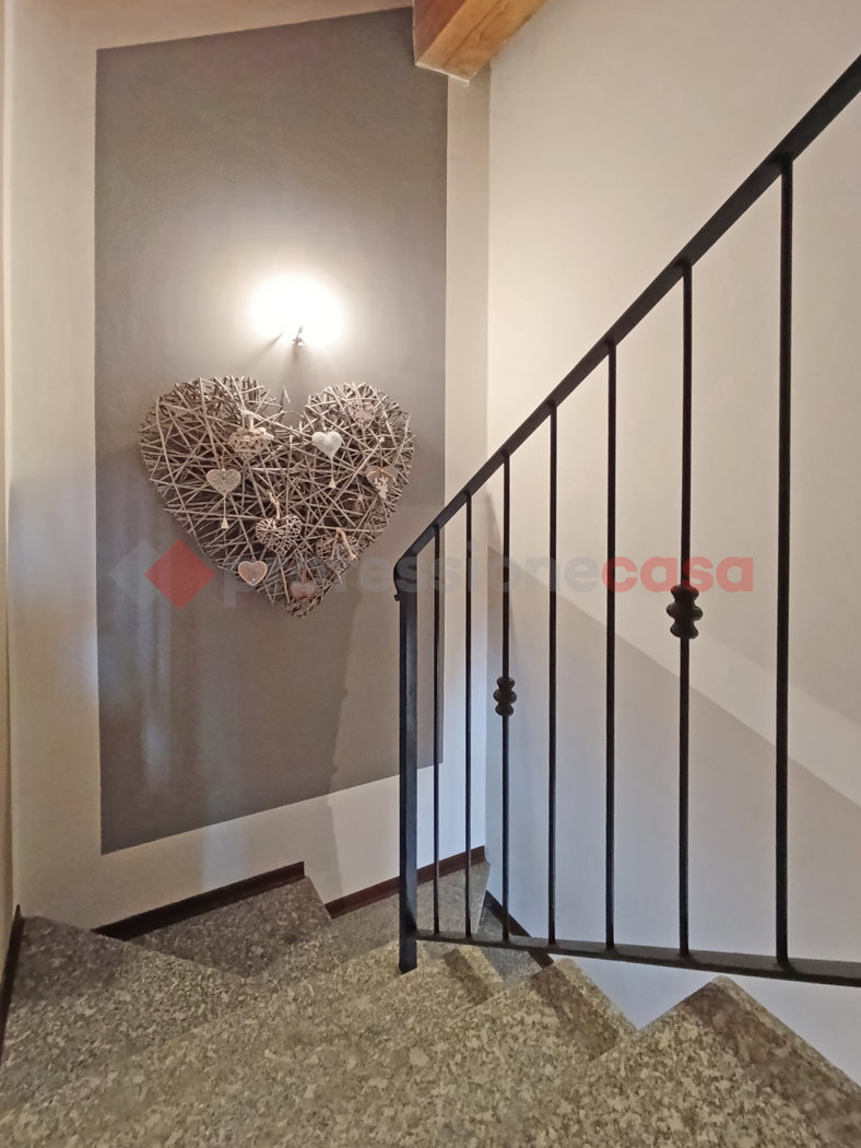 Villa con giardino a Comignago