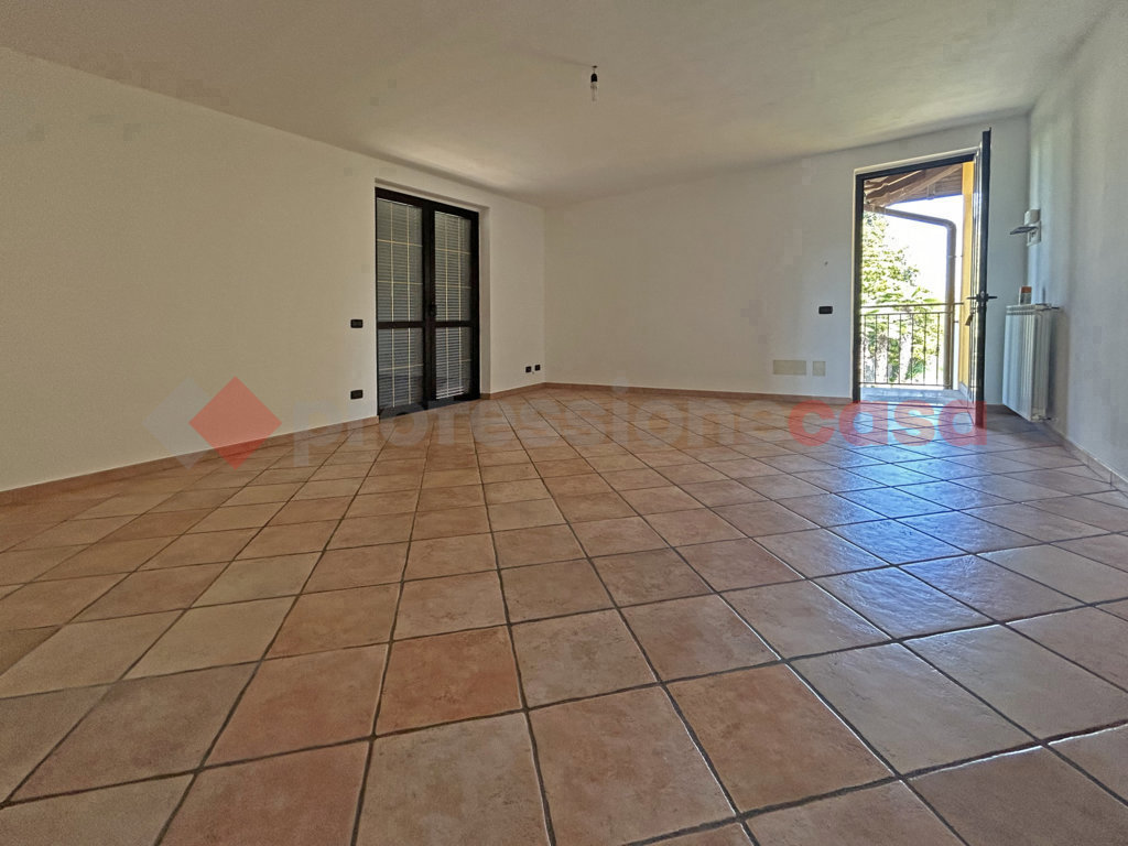 Casa indipendente con giardino a Borgo Ticino