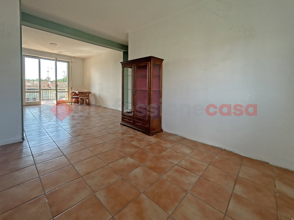 Quadrilocale con giardino a Arona