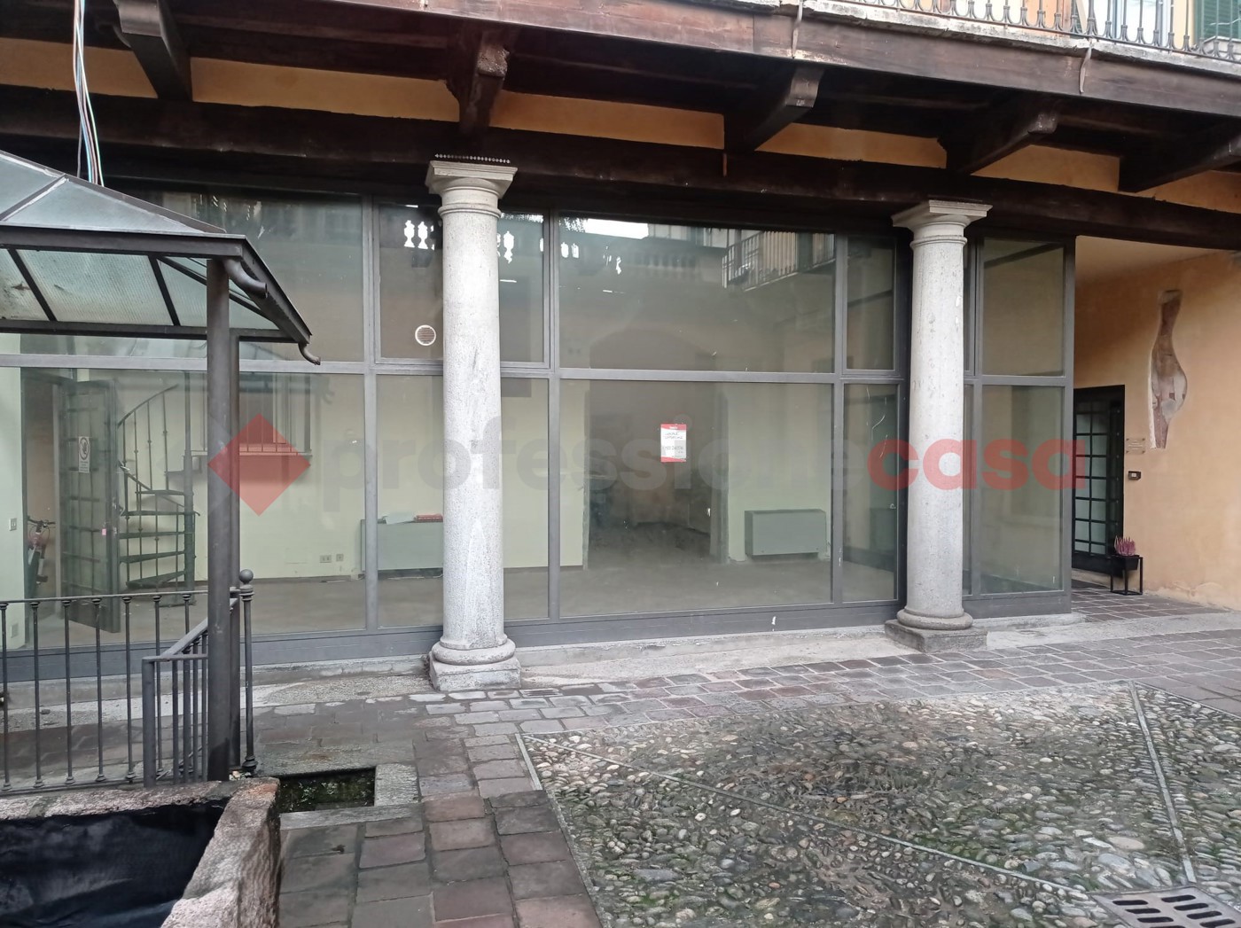 Negozio in vendita a Verbania