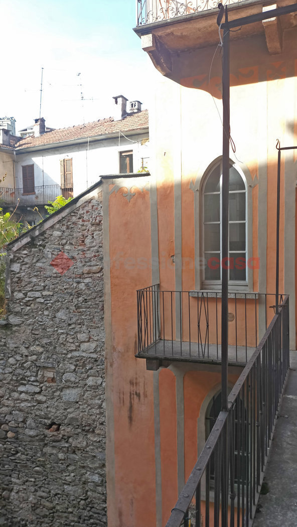 Trilocale da ristrutturare a Omegna