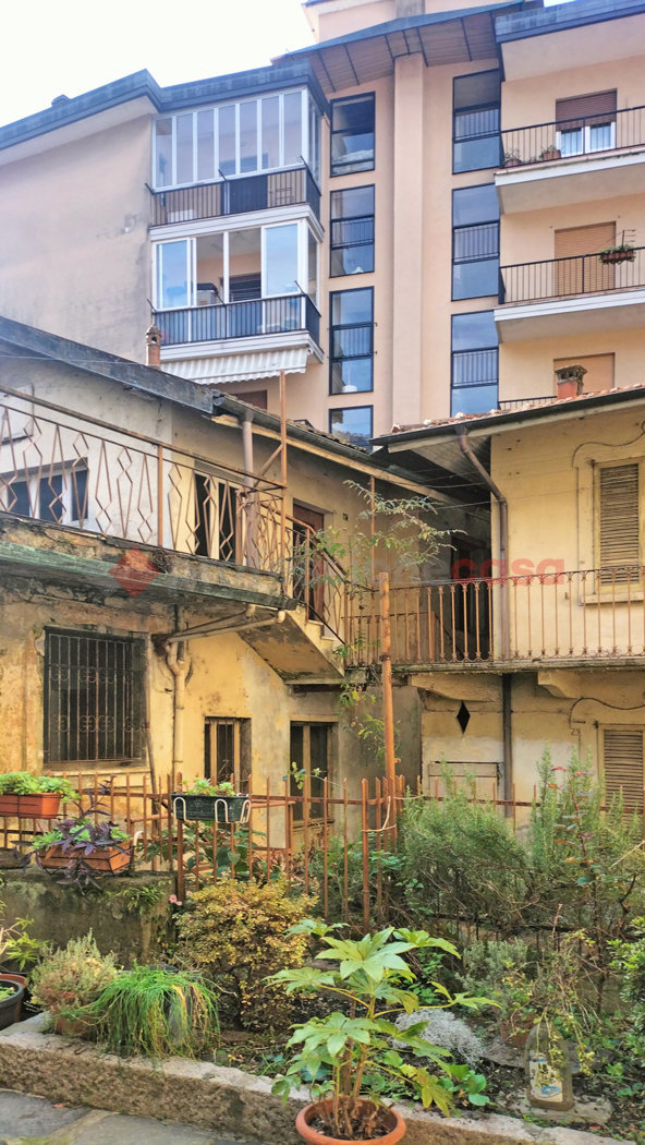 Rustico con giardino a Omegna