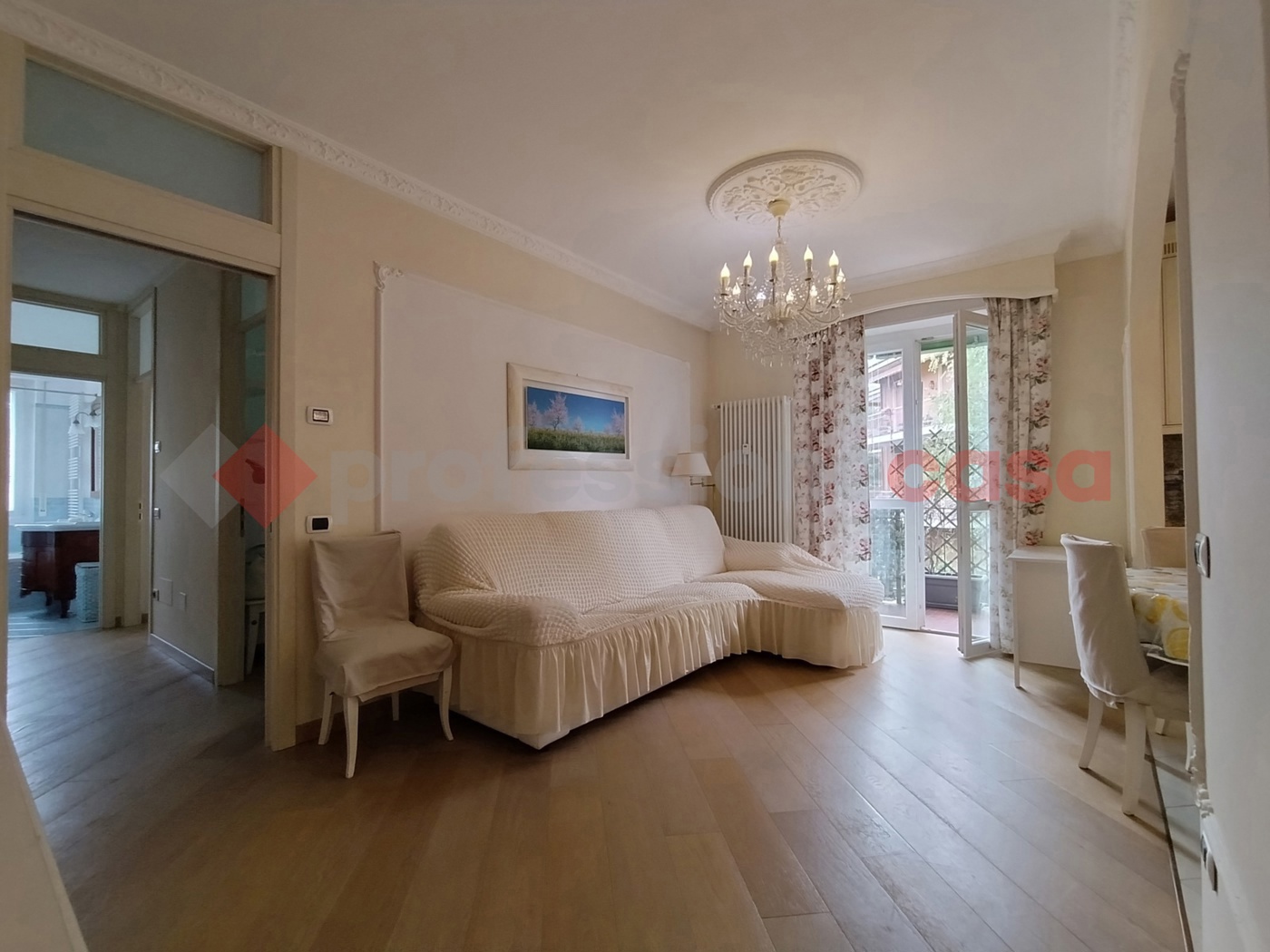 Trilocale arredato in affitto a Arona