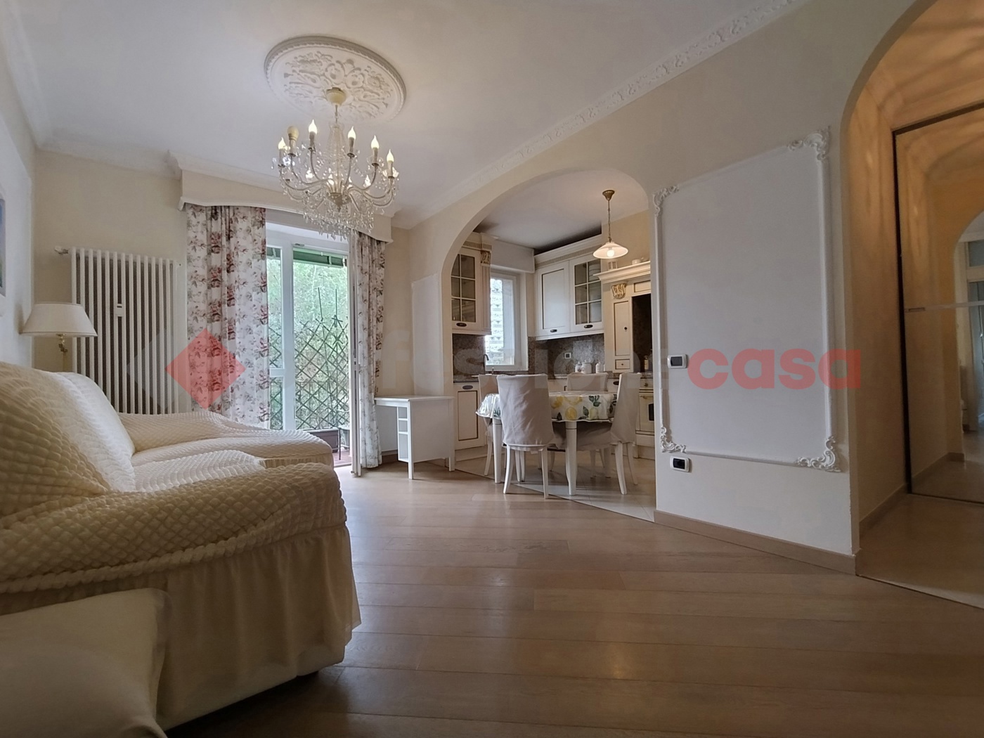 Trilocale arredato in affitto a Arona