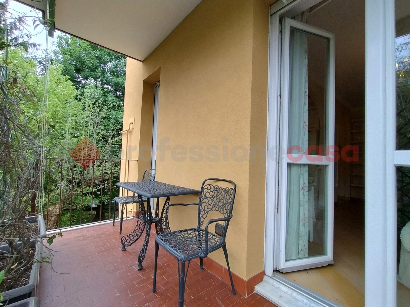 Trilocale arredato in affitto a Arona