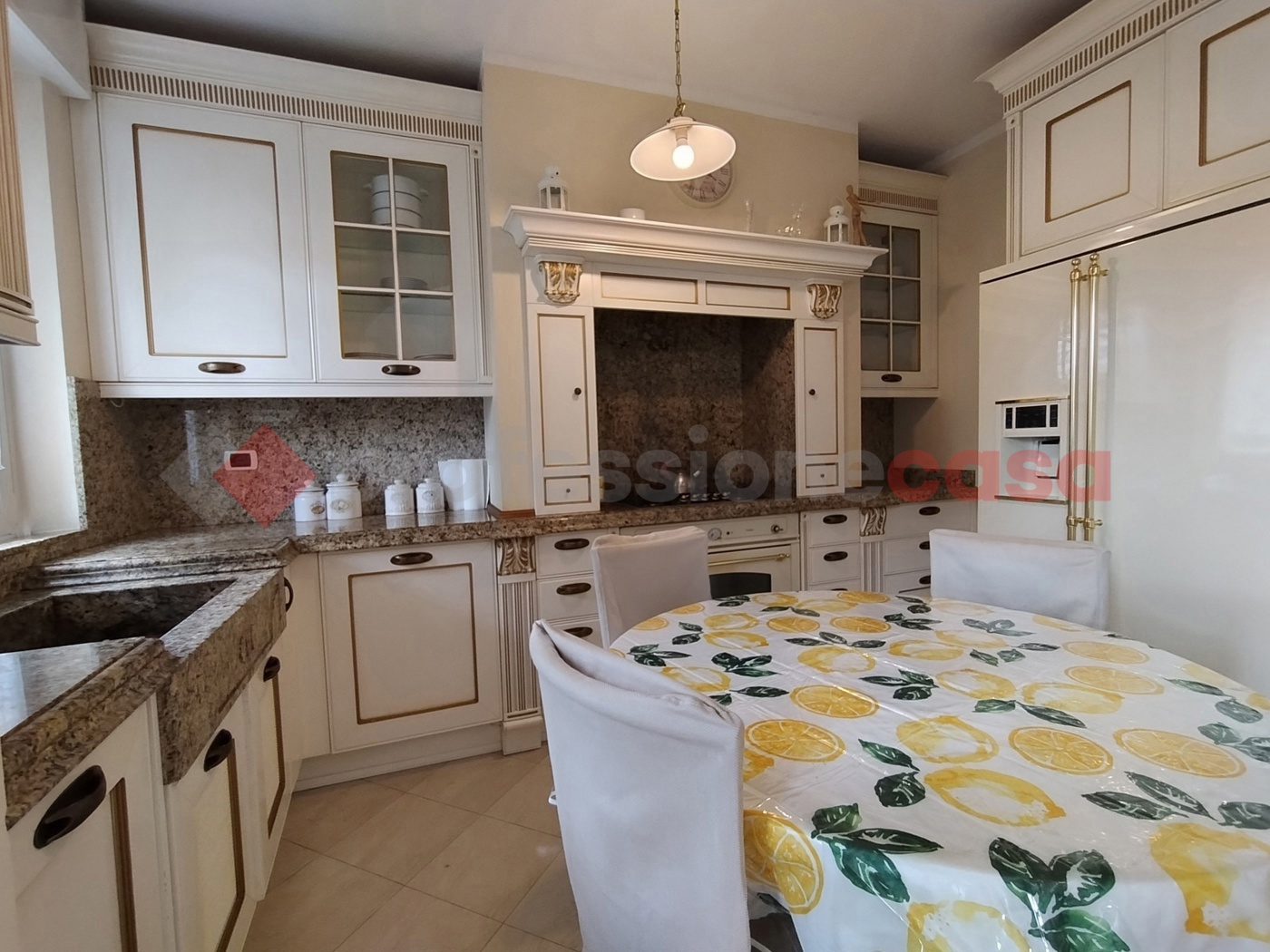 Trilocale arredato in affitto a Arona