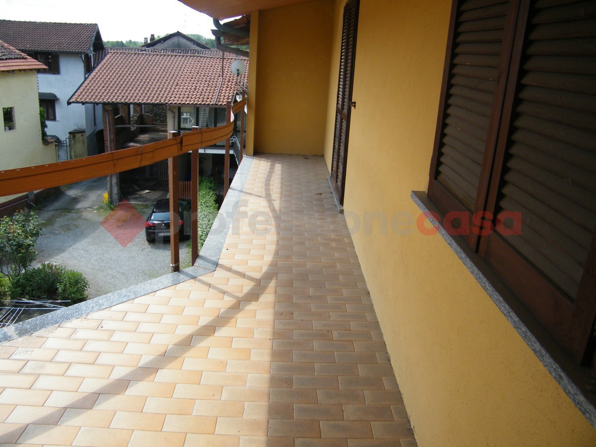 Casa indipendente in vendita a Bogogno