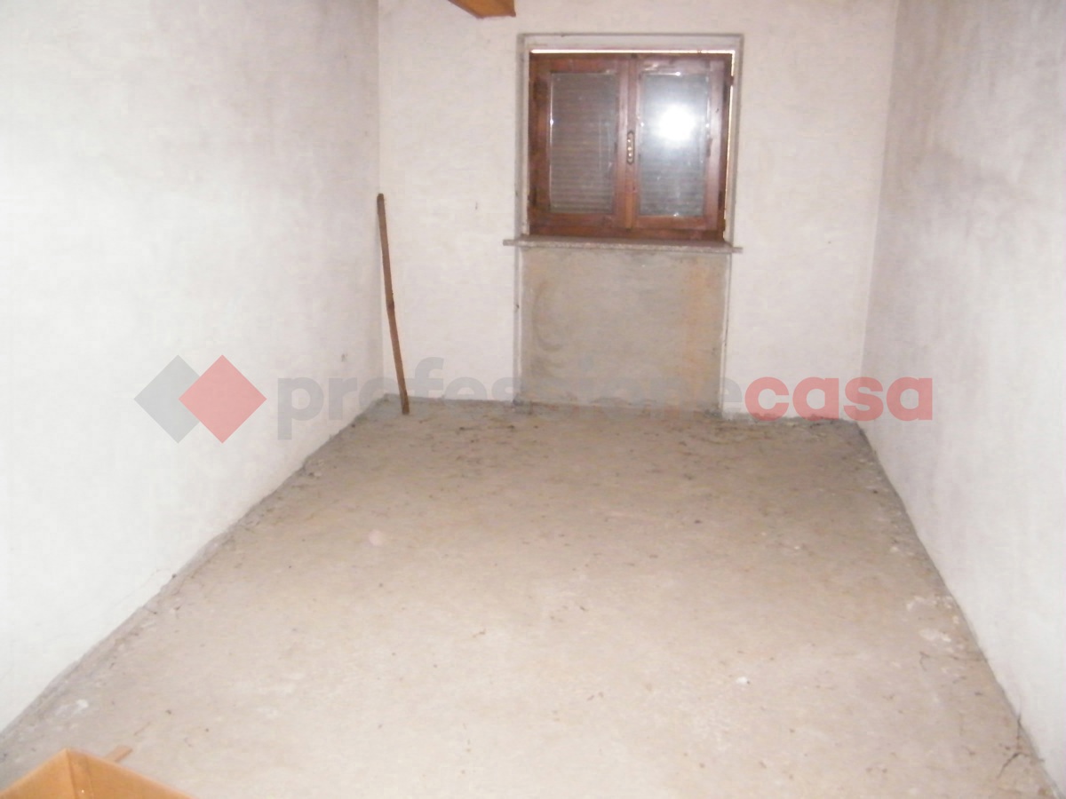 Casa indipendente in vendita a Bogogno