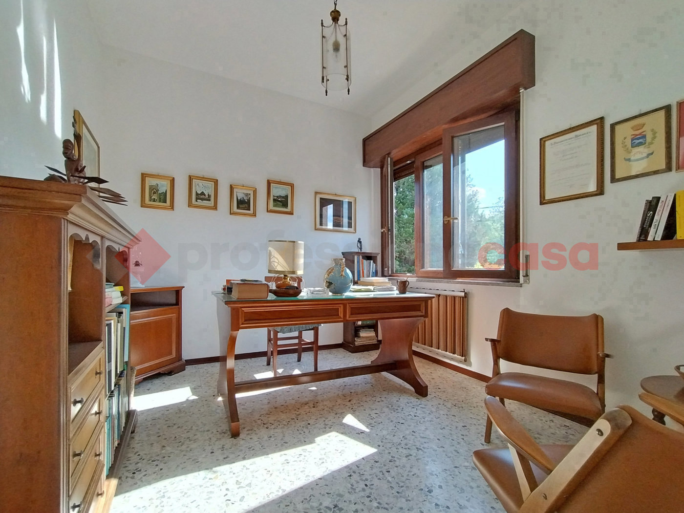 Villa con giardino a Dormelletto