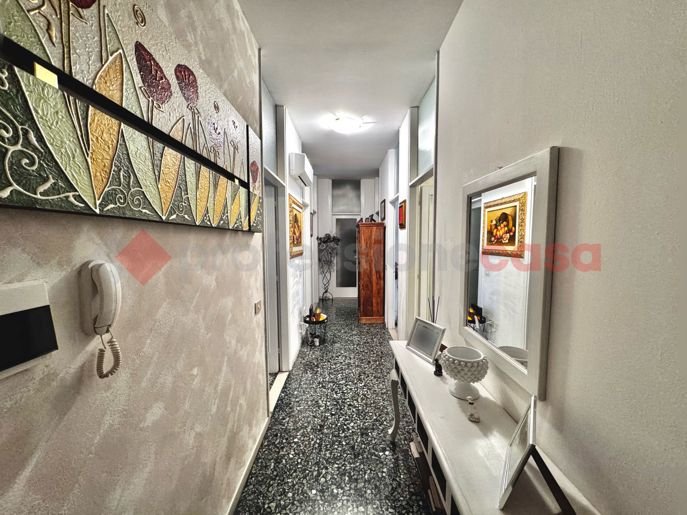 Quadrilocale in vendita a Arona