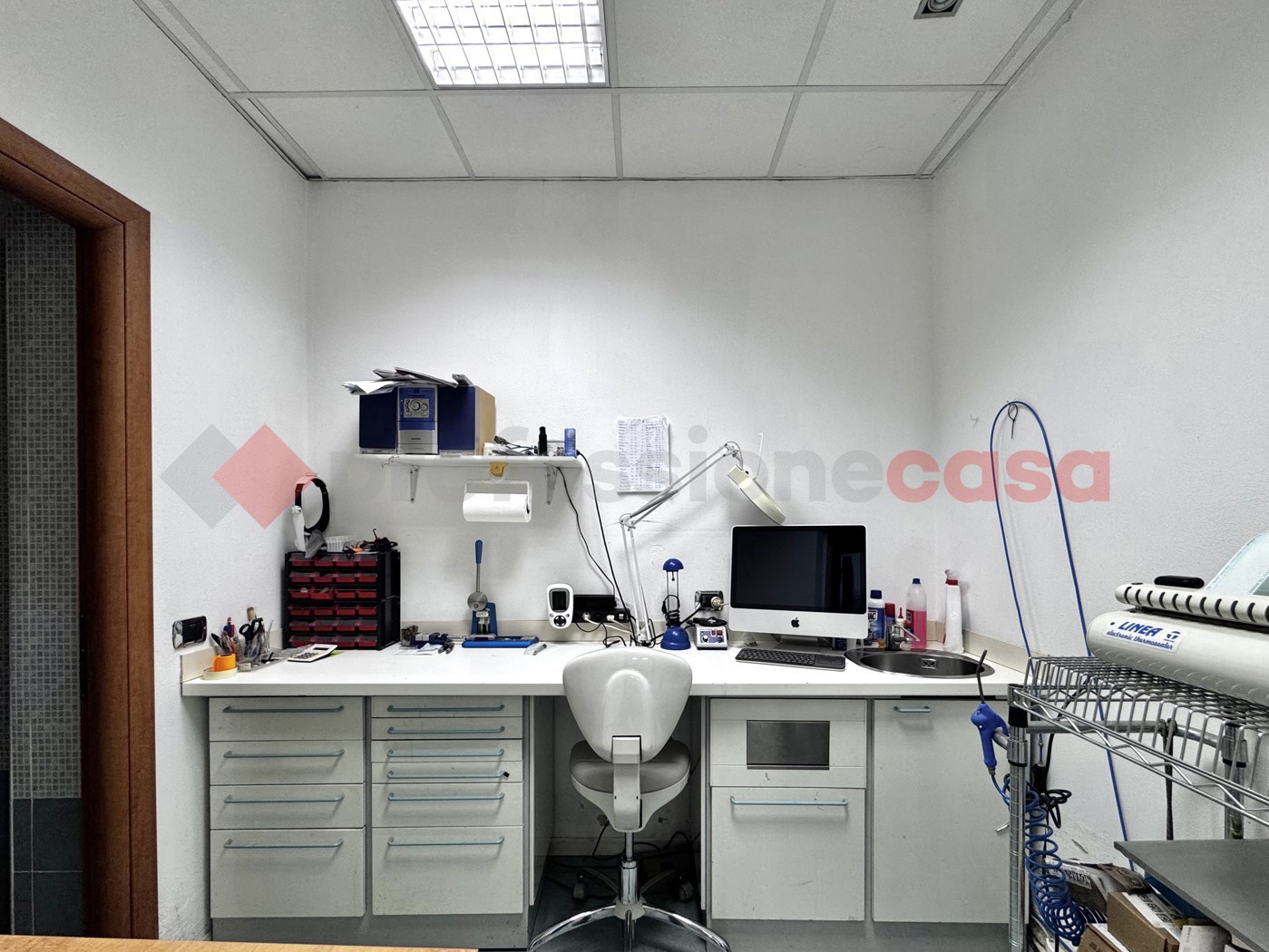 Trilocale con box a Dormelletto