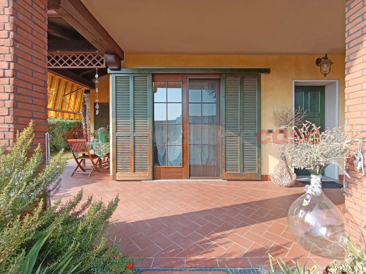 Villa con giardino a Comignago