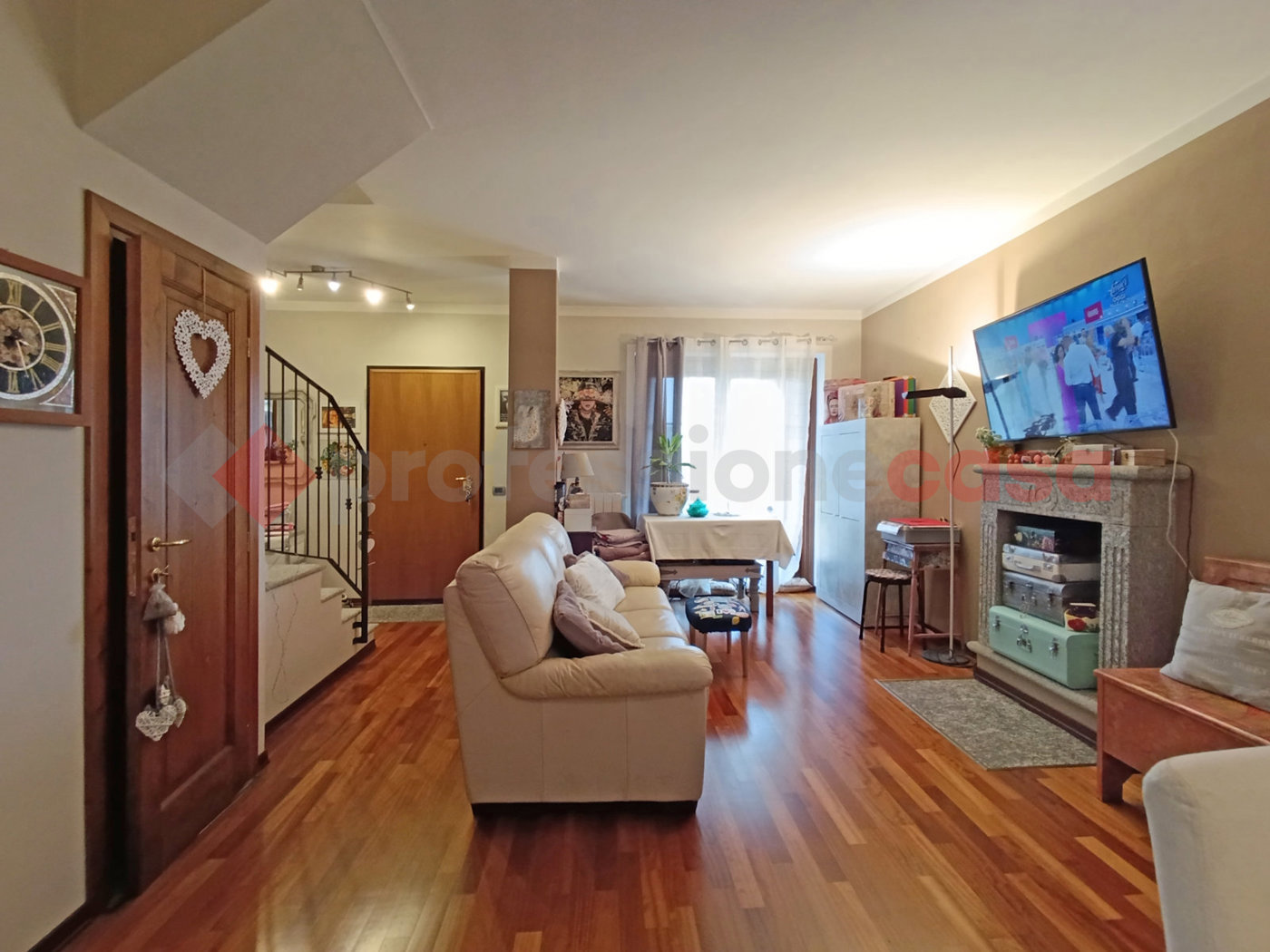 Villa con giardino a Comignago