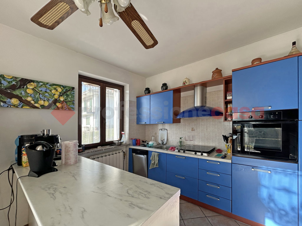 Villa con giardino a Colazza