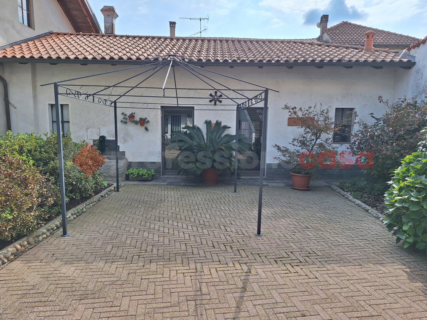 Casa indipendente in vendita a Cressa