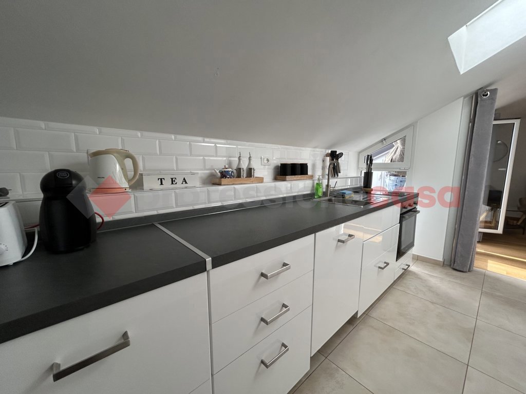 Attico arredato in affitto a Arona