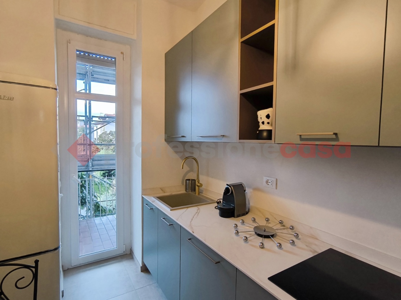 Bilocale arredato in affitto a Arona