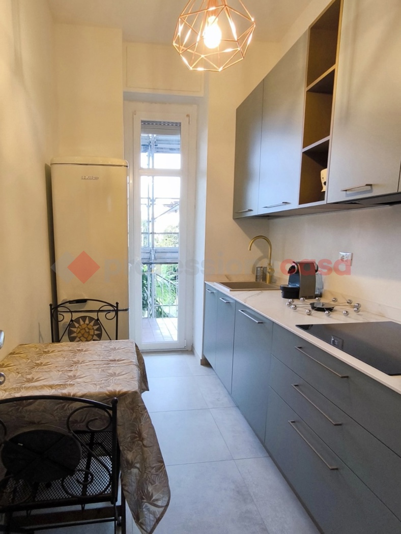 Bilocale arredato in affitto a Arona