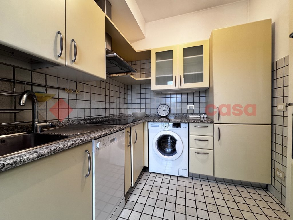 Bilocale arredato in affitto a Arona