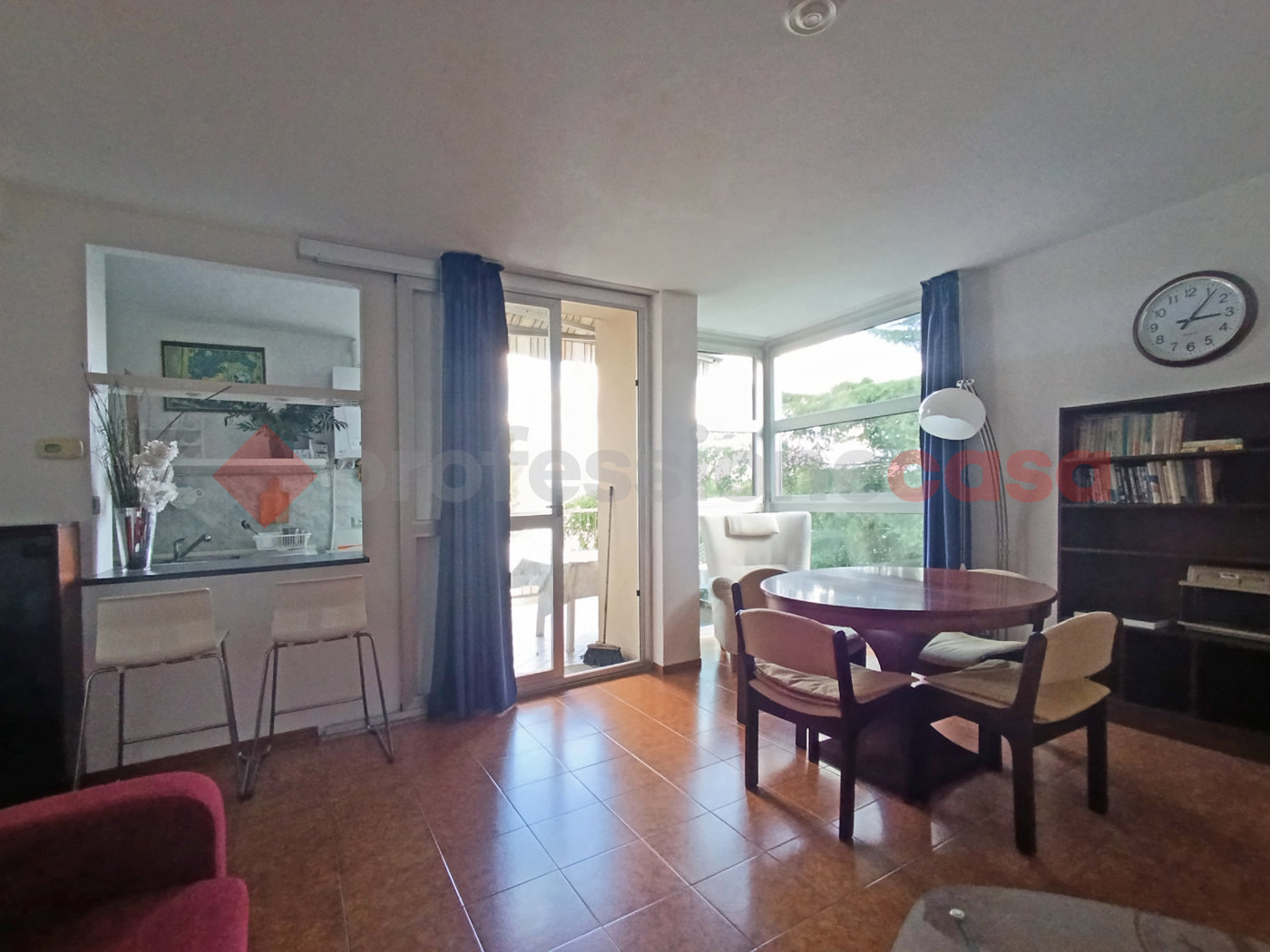 Trilocale arredato in affitto a Dormelletto