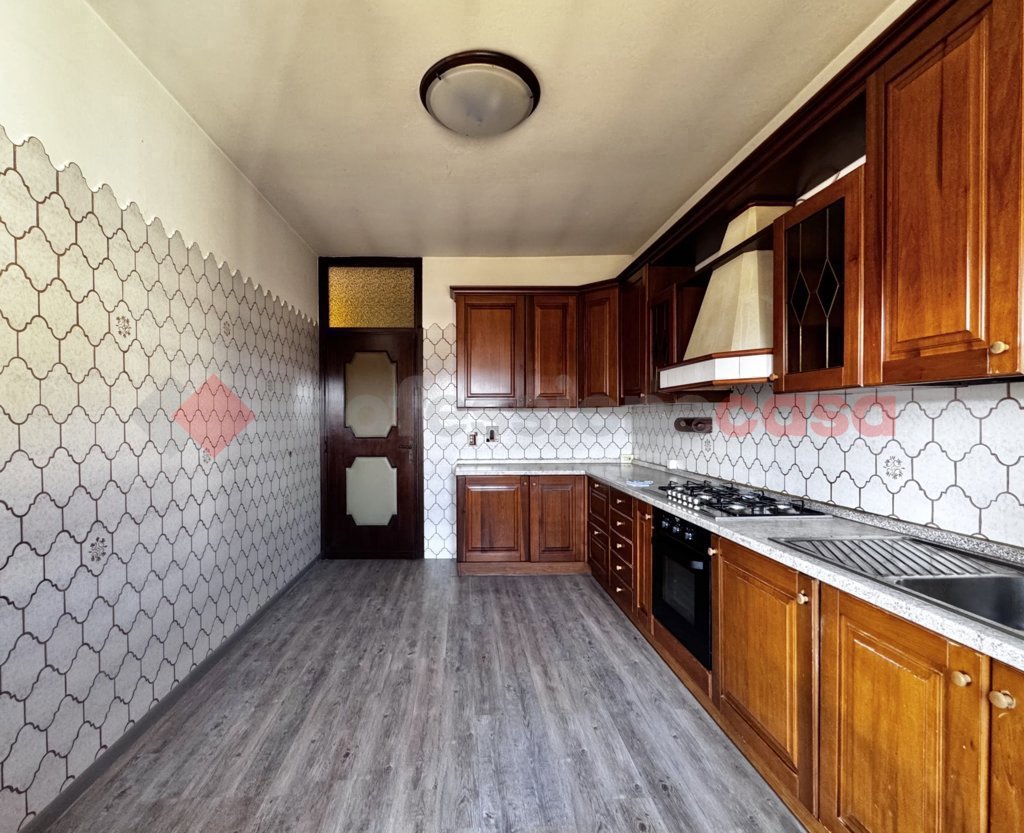 Villa Bifamiliare con giardino a Dormelletto