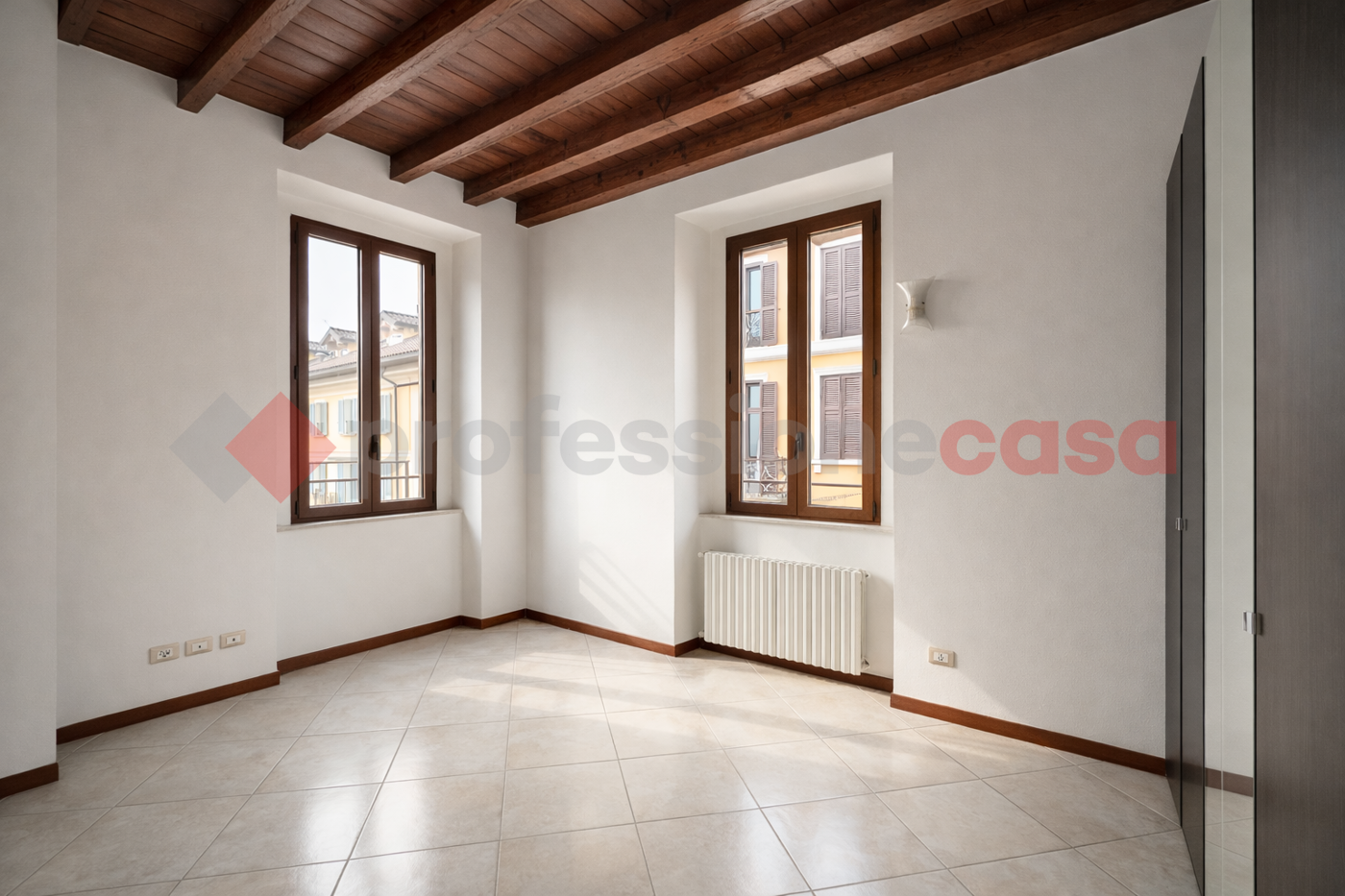 Trilocale ristrutturato a Arona