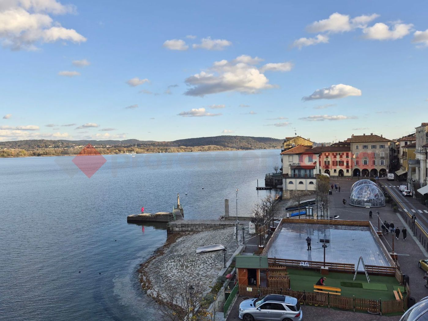 Trilocale arredato in affitto a Arona